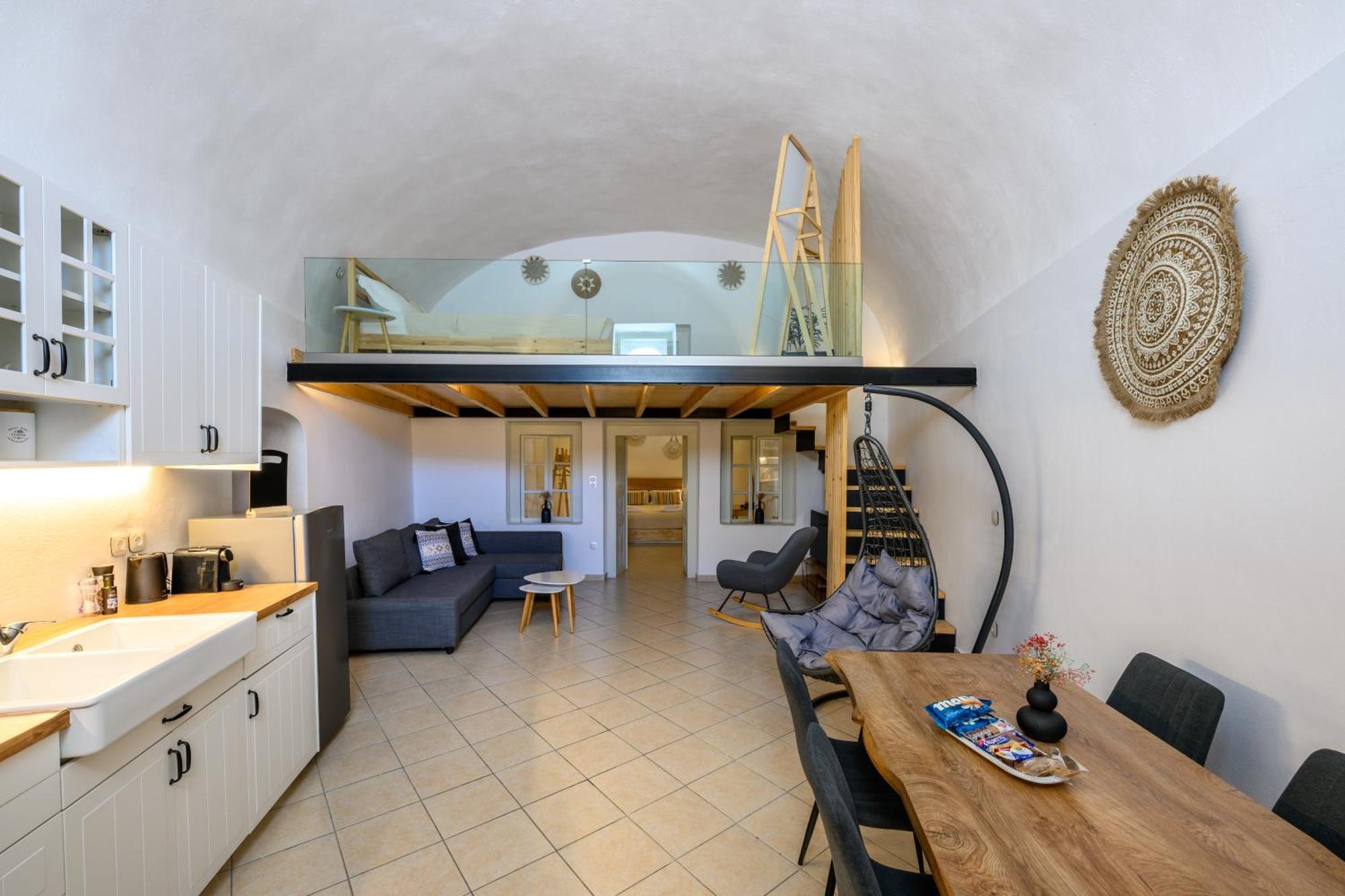 Angeleve Villa With Private Jacuzzi 산토리니 외부 사진