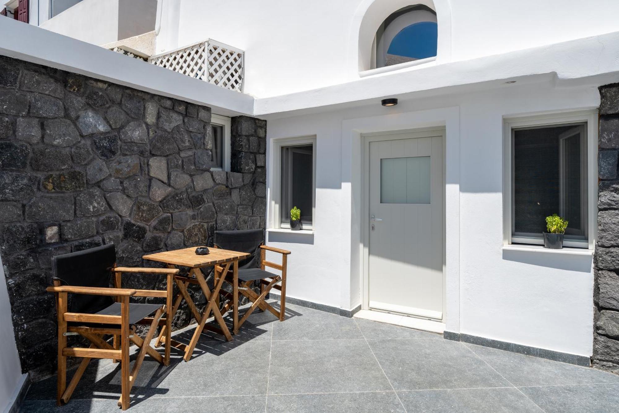 Angeleve Villa With Private Jacuzzi 산토리니 외부 사진